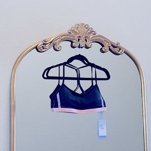 Johnny Was Calme Endurance Cross Back Sports Bra Size M